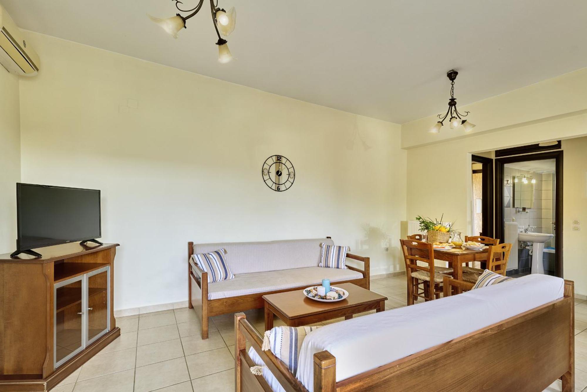 Villa Gereoudis Seaview Apartments-Pool & Bar Колимвари Екстериор снимка
