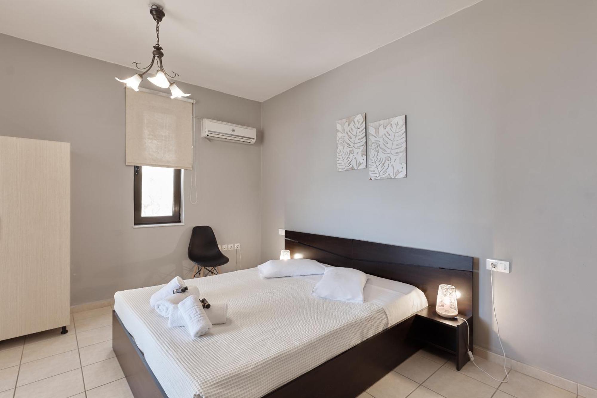 Villa Gereoudis Seaview Apartments-Pool & Bar Колимвари Екстериор снимка