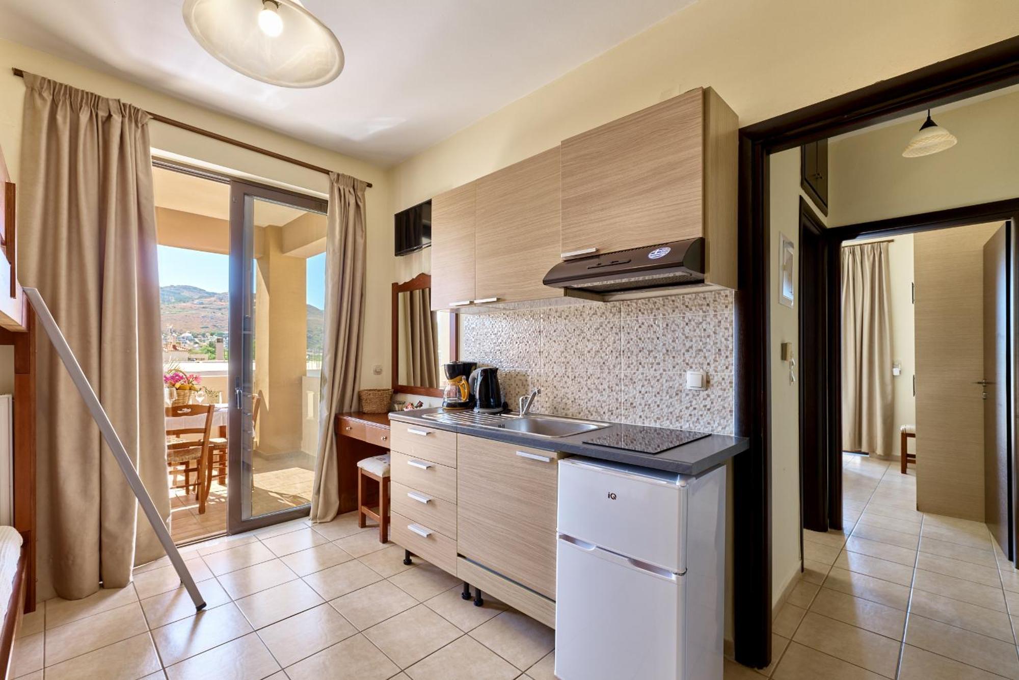 Villa Gereoudis Seaview Apartments-Pool & Bar Колимвари Екстериор снимка