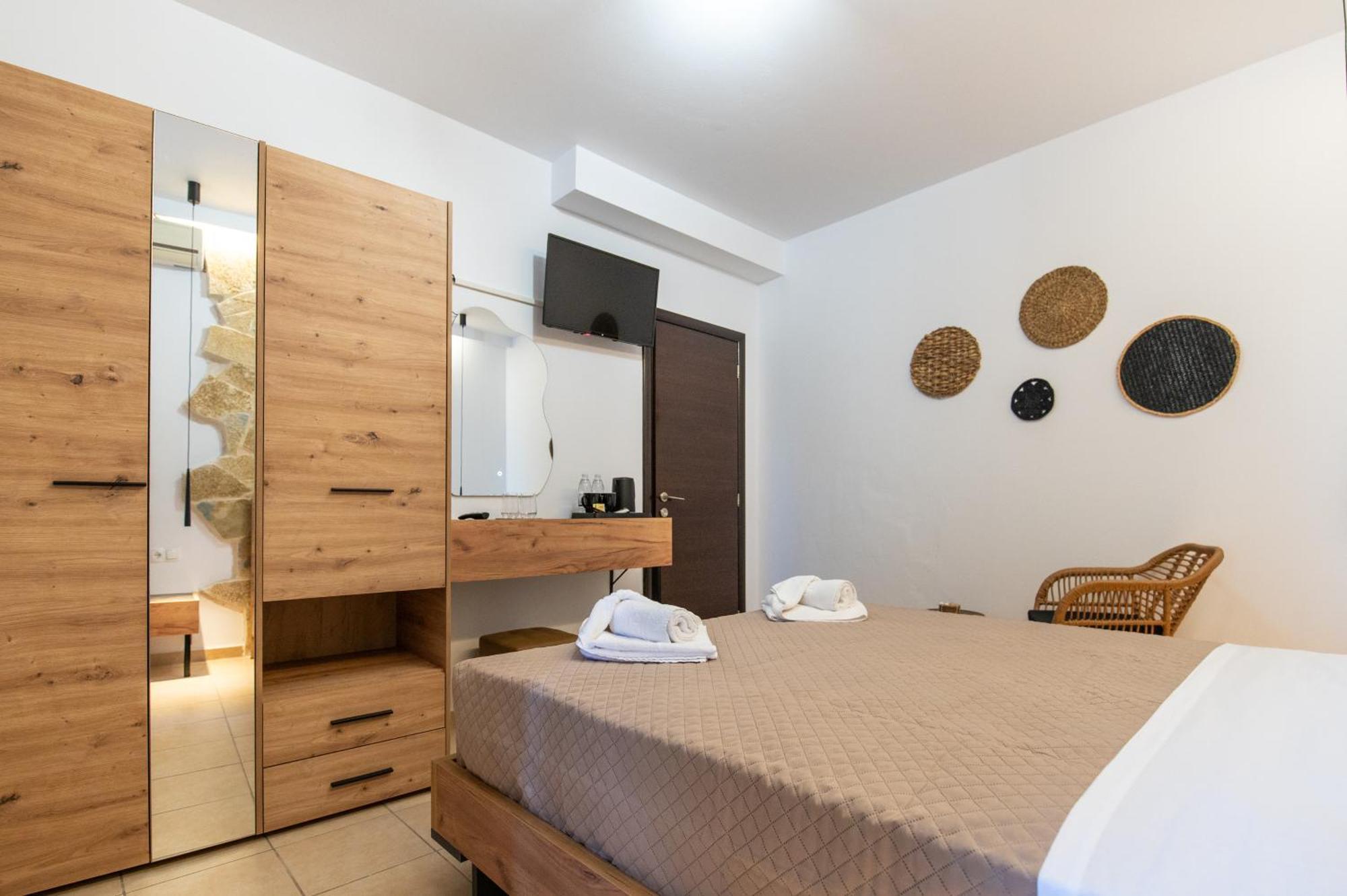 Villa Gereoudis Seaview Apartments-Pool & Bar Колимвари Екстериор снимка