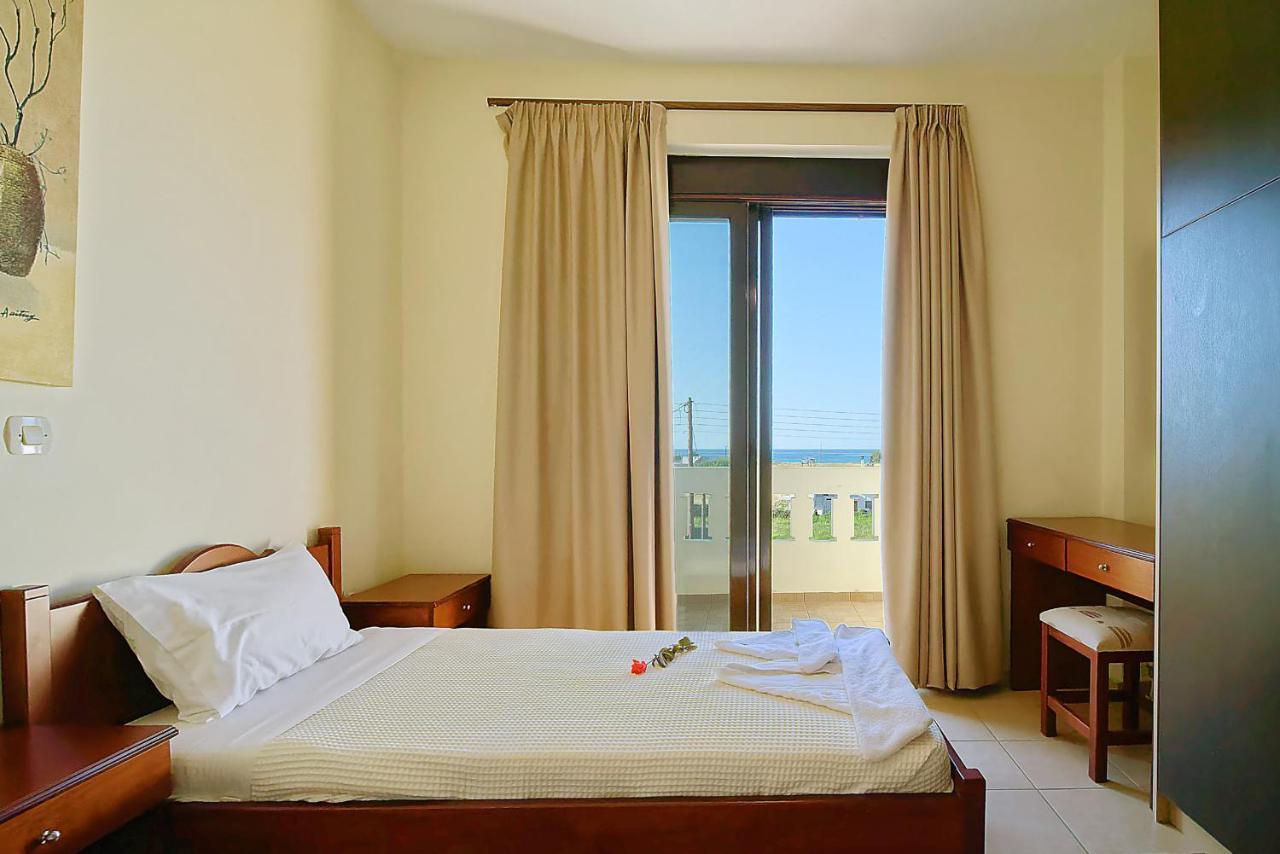 Villa Gereoudis Seaview Apartments-Pool & Bar Колимвари Екстериор снимка